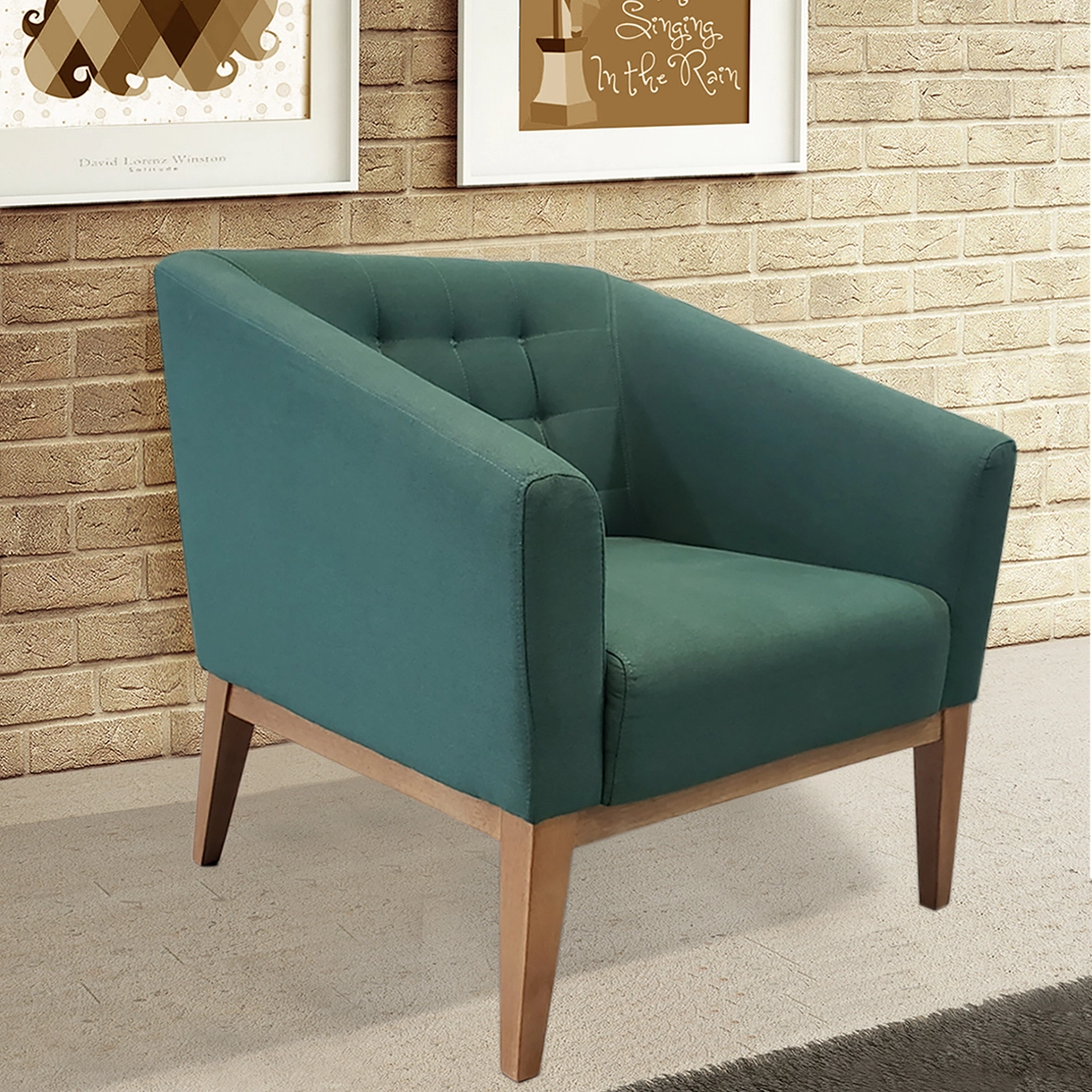 Poltrona Rest 11.
Largura: 71 cm / Profundidade: 75 cm / Altura: 75 cm
Mais de 50 cores e tecidos diferentes.
Espuma HS, Madeira Maciça.
Assento Confortável com Espuma HS.
Acabamento e Qualidade impecável.