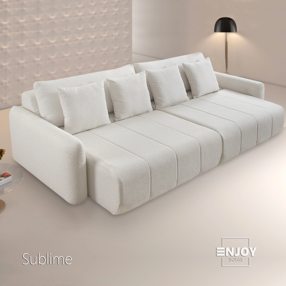 Sofá Elétrico Automático Sem Caixa (Sofá Cama).
Controle por Voz (Alexa). Opcional.
Espuma HR
Medidas 1,90 m até 2,70 m para 2 módulos.
2.90 m até 3,90 m (3 módulos)
Mais de 50 cores e tecidos diferentes.
Qualidade, Conforto e Elegância em um só sofá.